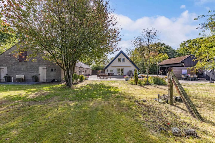 Foto 38 van Postweg 5