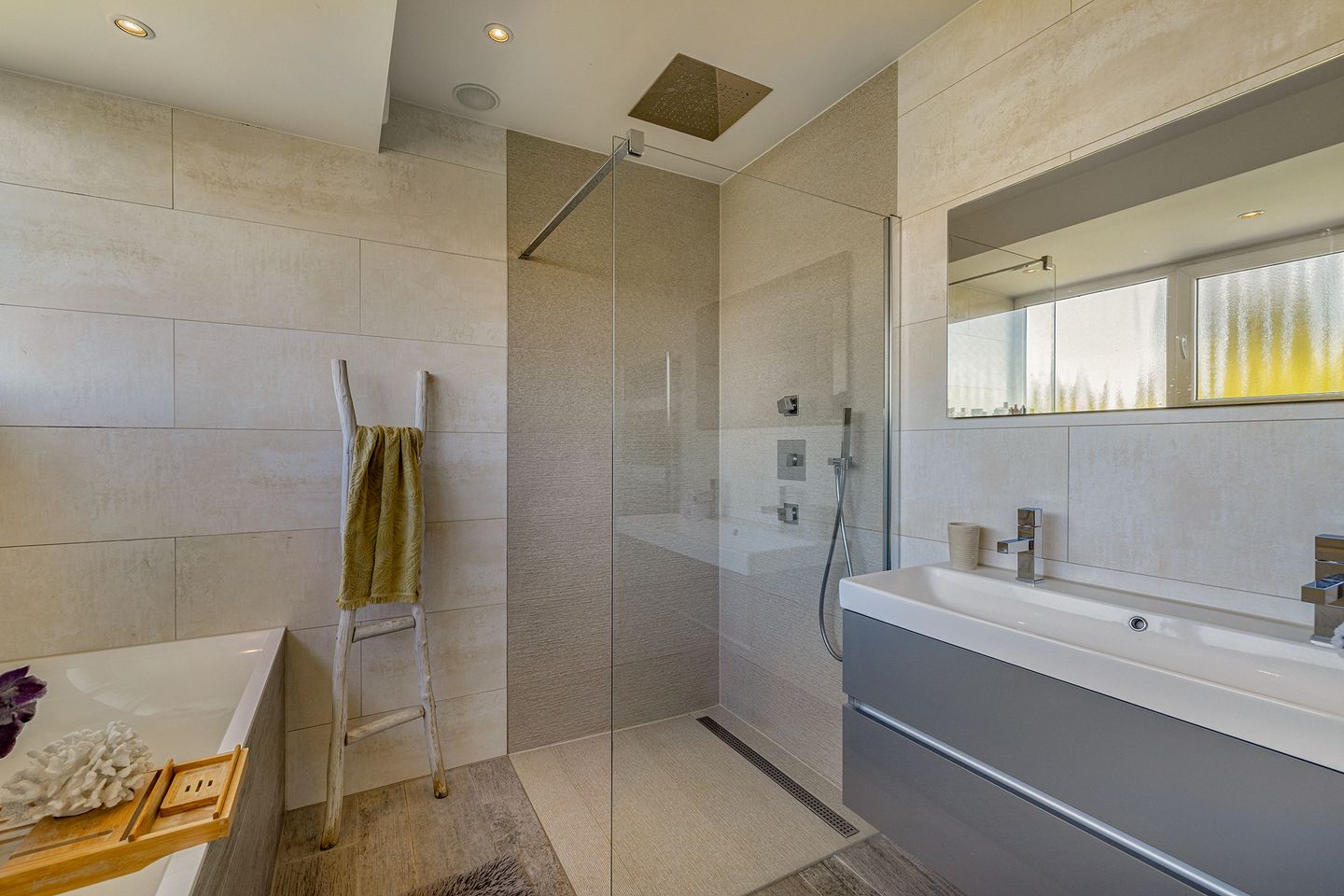 Photo 20 of Terbregseweg 93