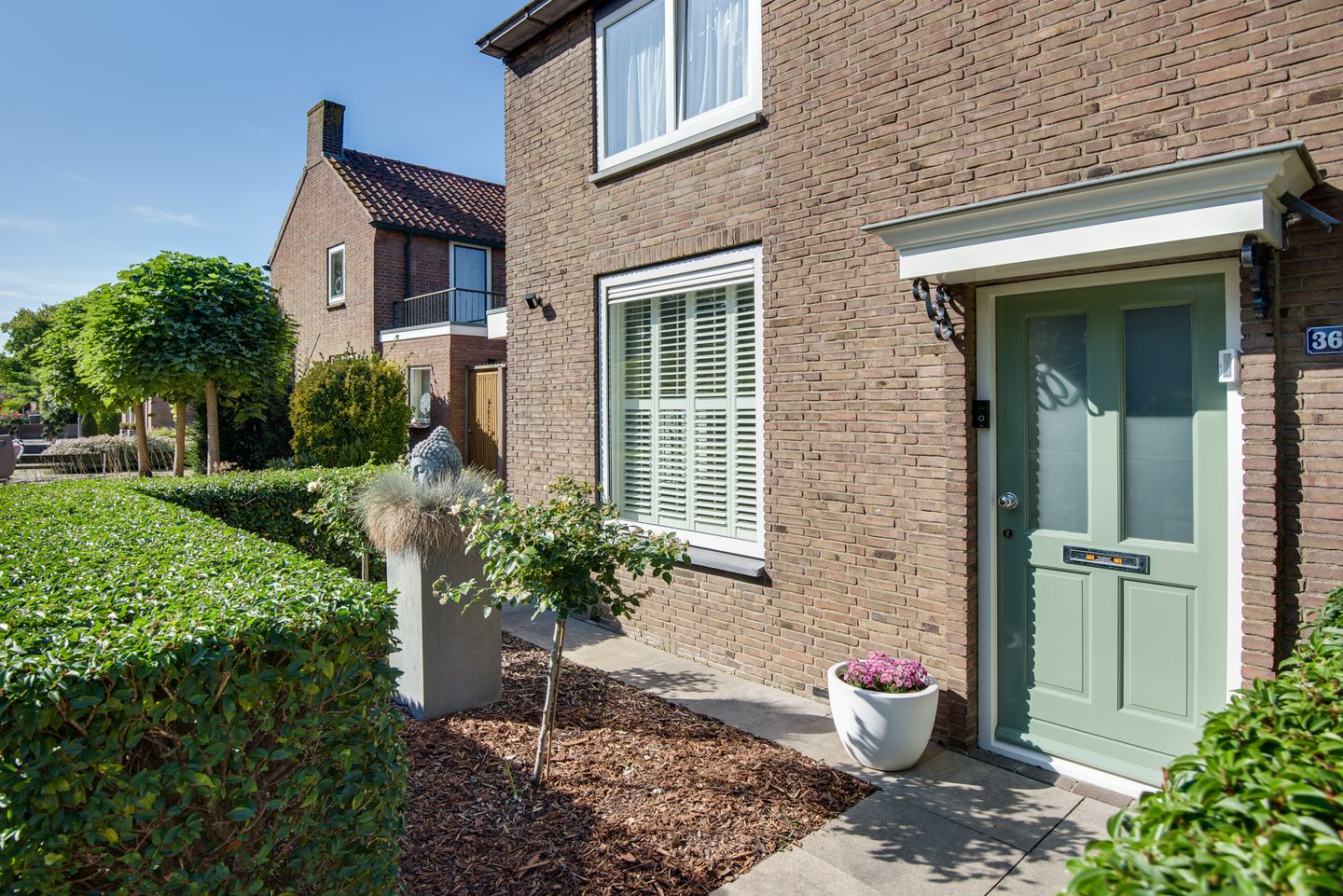 Photo 4 of Burgemeester J. Roseboomstraat 36