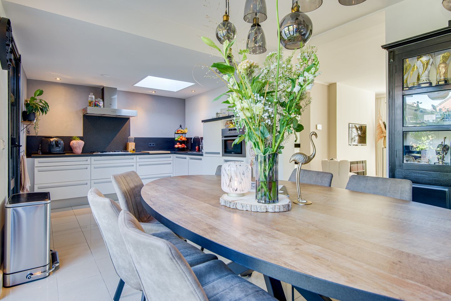 Photo 14 of Burgemeester J. Roseboomstraat 36