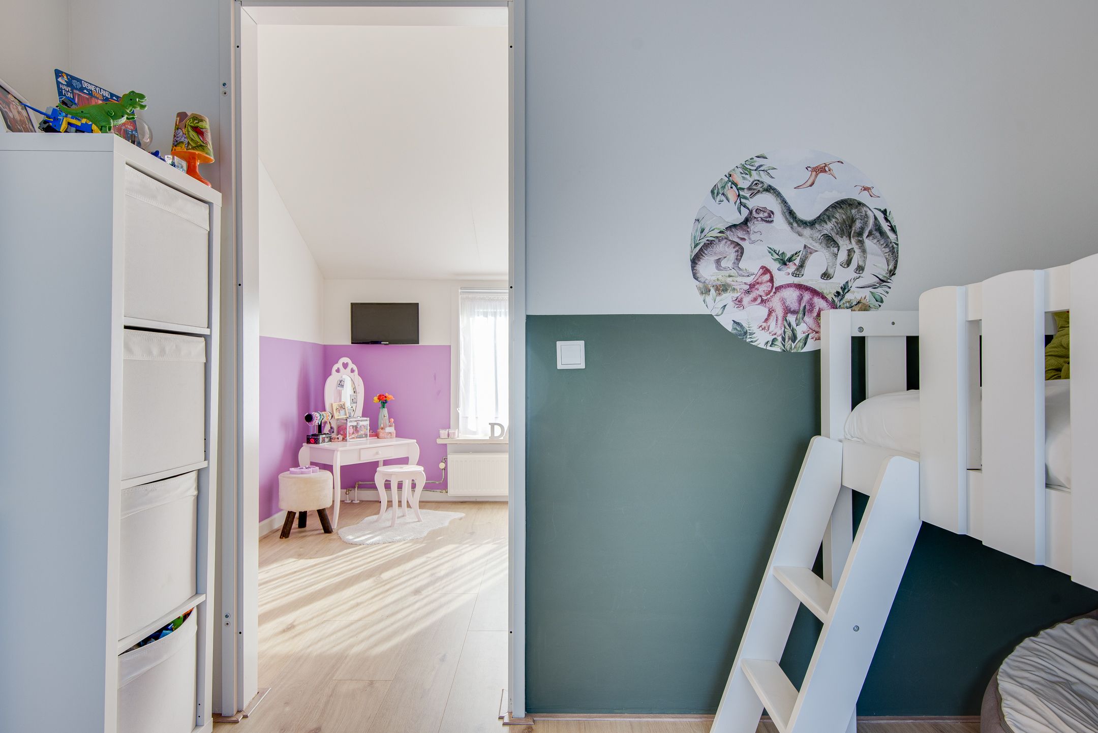 Photo 21 of Burgemeester J. Roseboomstraat 36