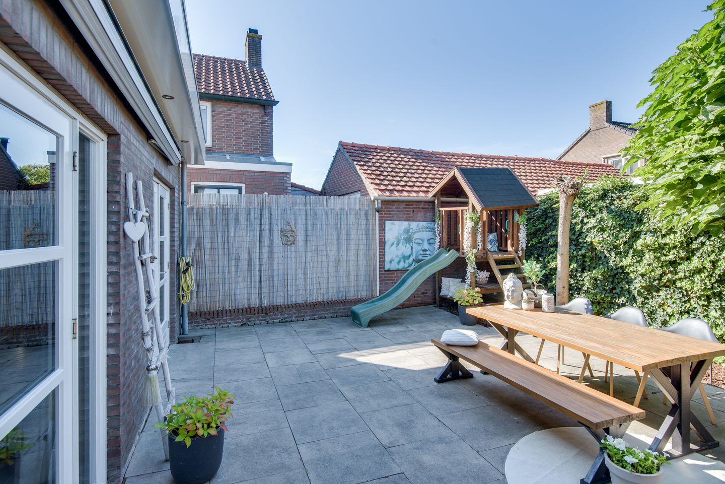 Photo 25 of Burgemeester J. Roseboomstraat 36