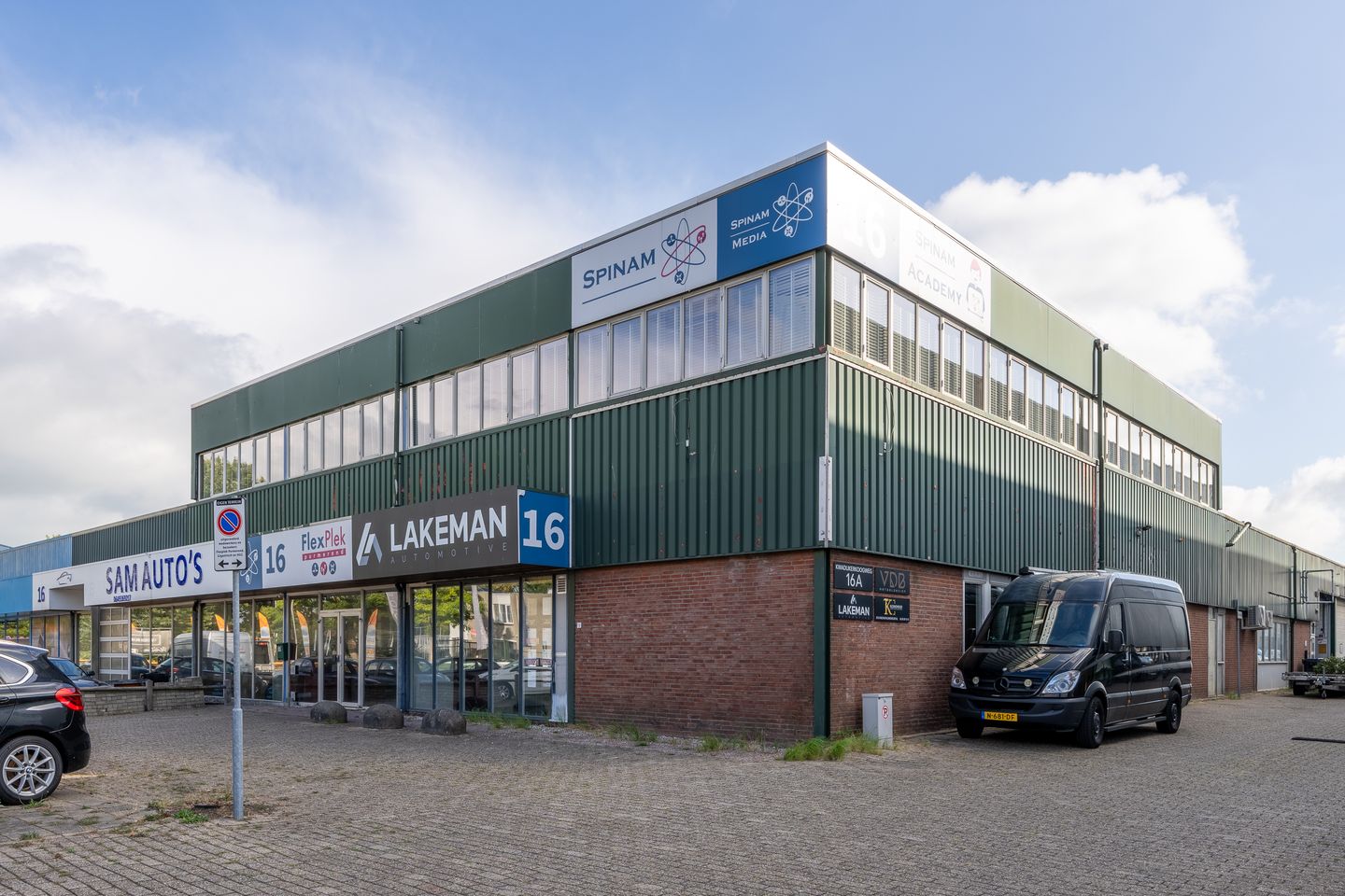Bekijk foto 2 van Kwadijkerkoogweg 16