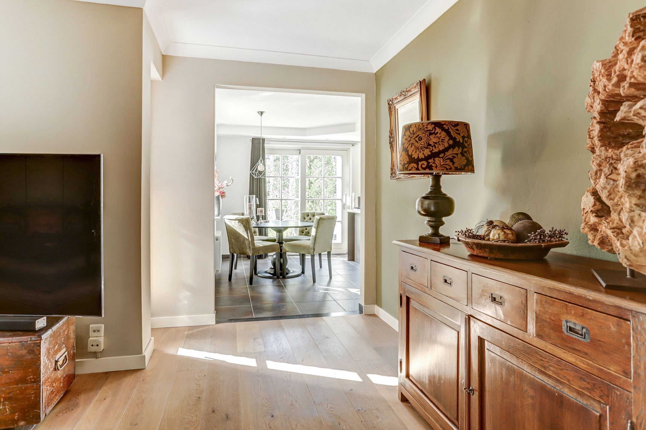 Foto 12 van Van Haarenstraat 9