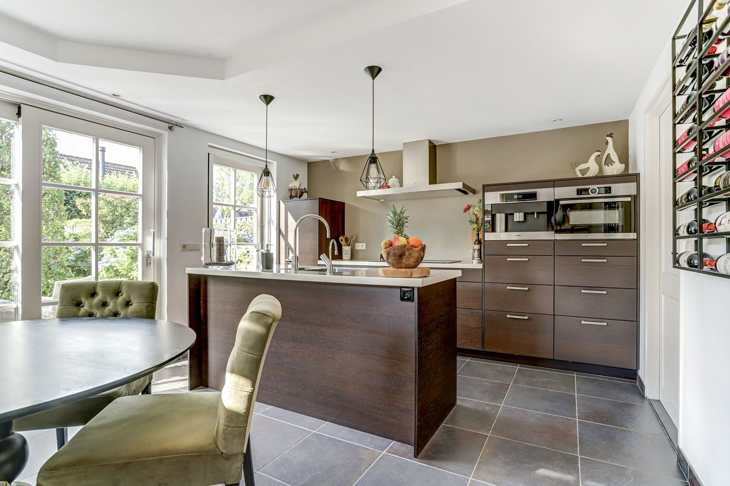 Foto 14 van Van Haarenstraat 9