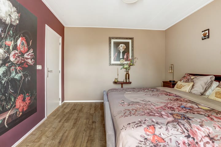 Foto 22 van Van Haarenstraat 9