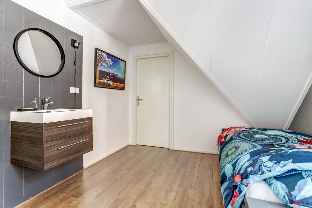 Foto 23 van Van Haarenstraat 9