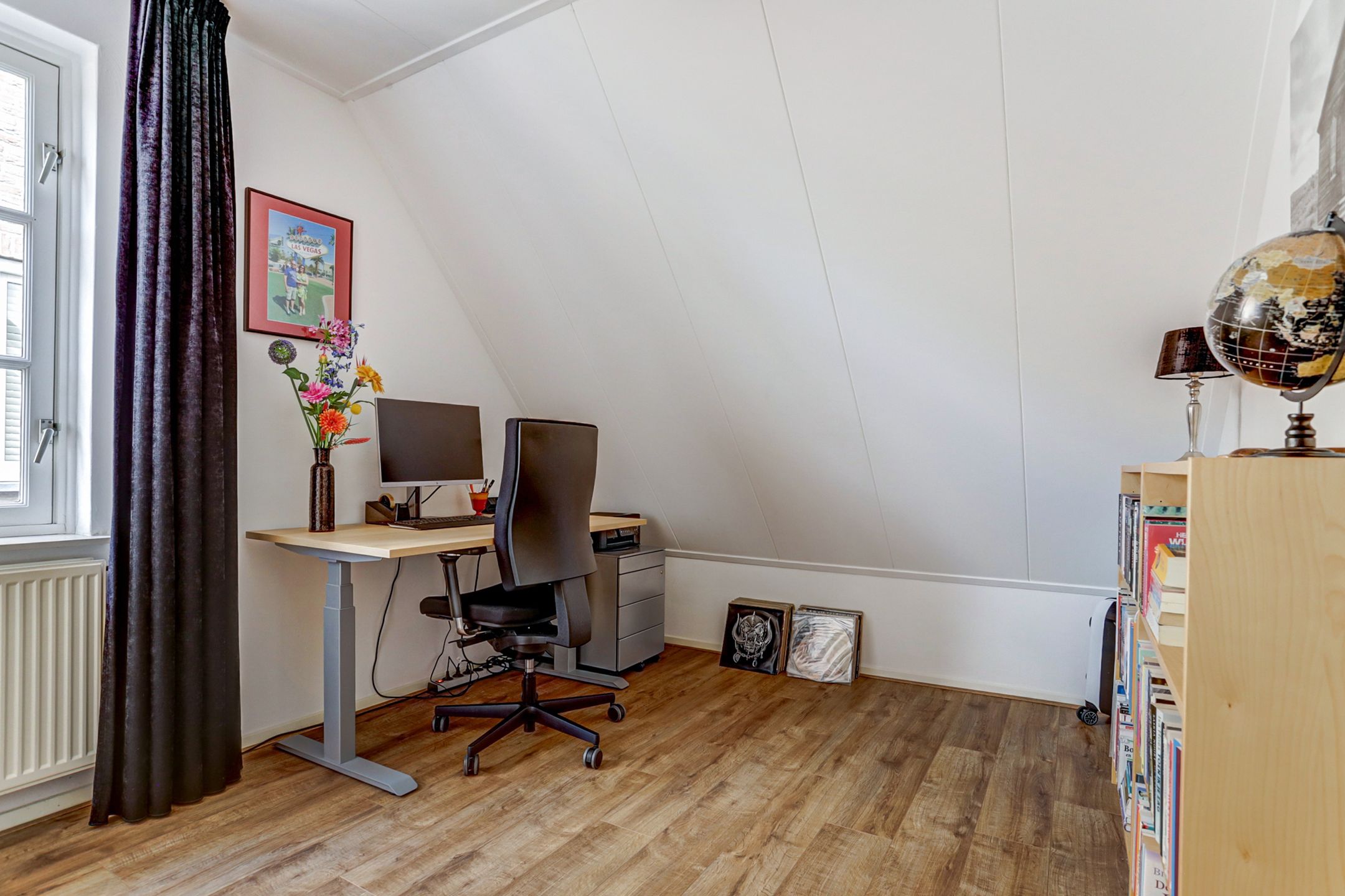 Foto 27 van Van Haarenstraat 9