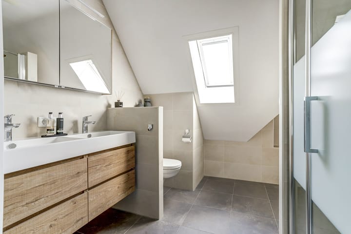 Foto 29 van Van Haarenstraat 9