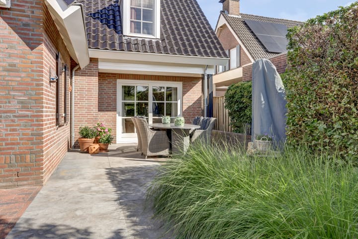 Foto 37 van Van Haarenstraat 9