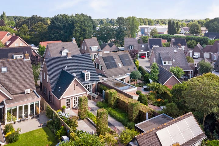 Foto 48 van Van Haarenstraat 9