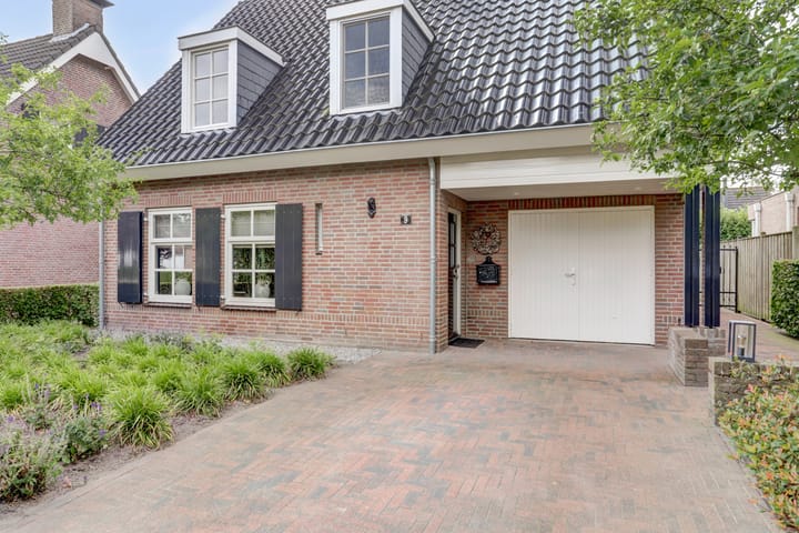 Foto 51 van Van Haarenstraat 9