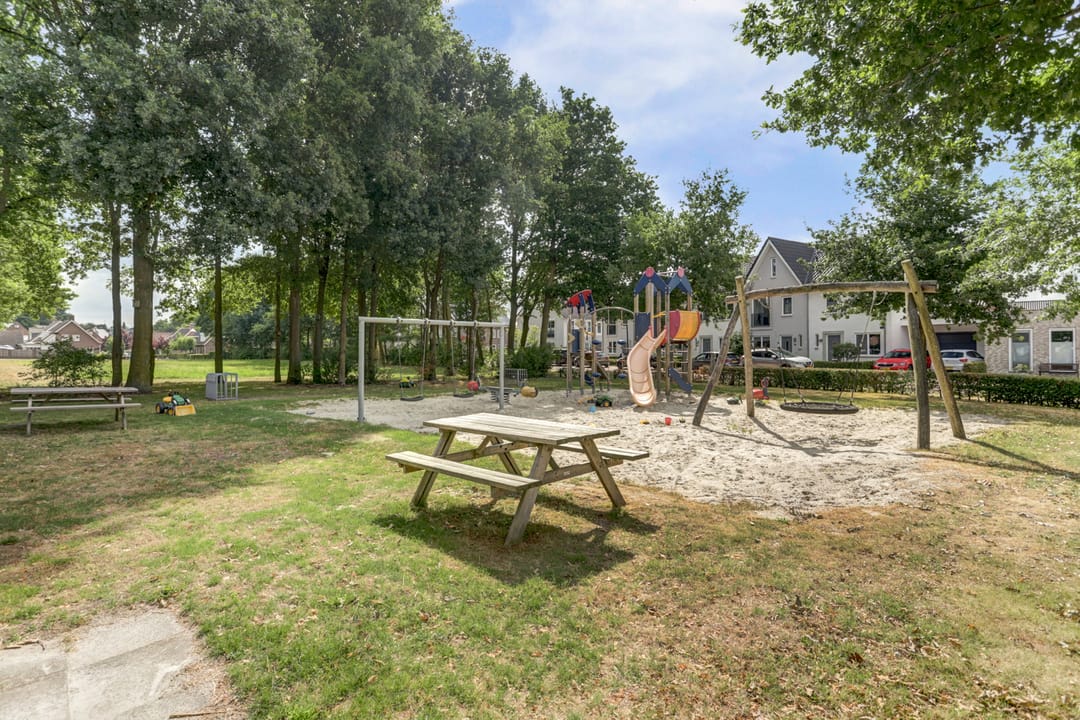 Foto 52 van Van Haarenstraat 9