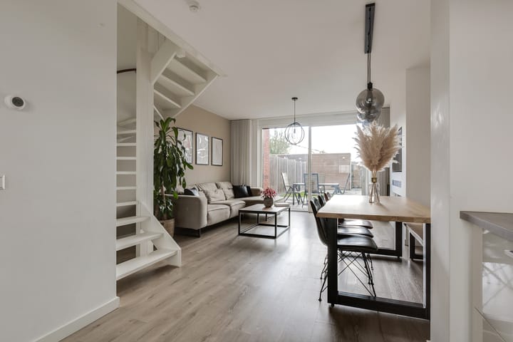 Photo 11 of Piet Kramerzoom 141