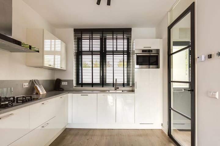 Photo 17 of Piet Kramerzoom 141