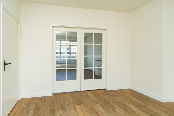 Foto 5 van Molukkenstraat 76