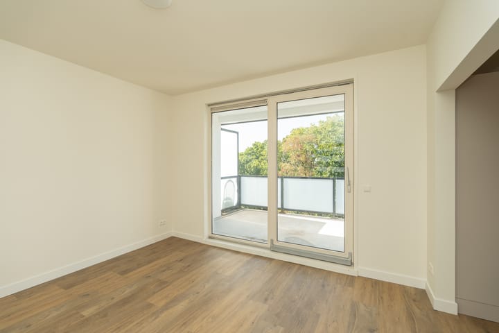 Foto 7 van Molukkenstraat 76