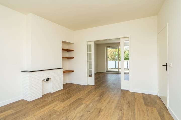 Foto 9 van Molukkenstraat 76