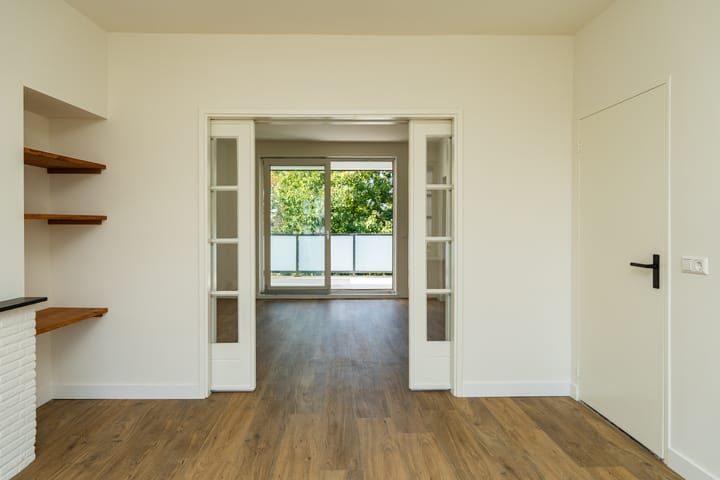 Foto 10 van Molukkenstraat 76