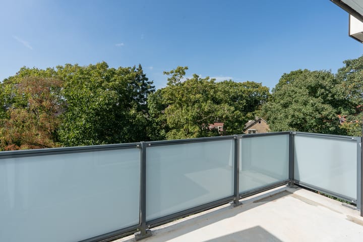 Foto 13 van Molukkenstraat 76