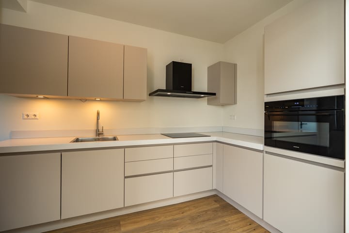 Foto 16 van Molukkenstraat 76