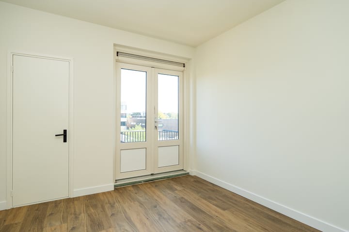 Foto 24 van Molukkenstraat 76