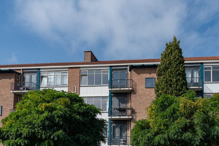 Foto 36 van Molukkenstraat 76