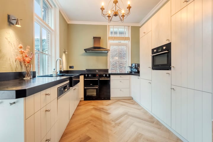 Foto 14 van Spuitstraat 16