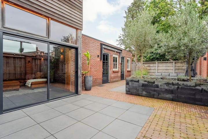 Foto 40 van Spuitstraat 16