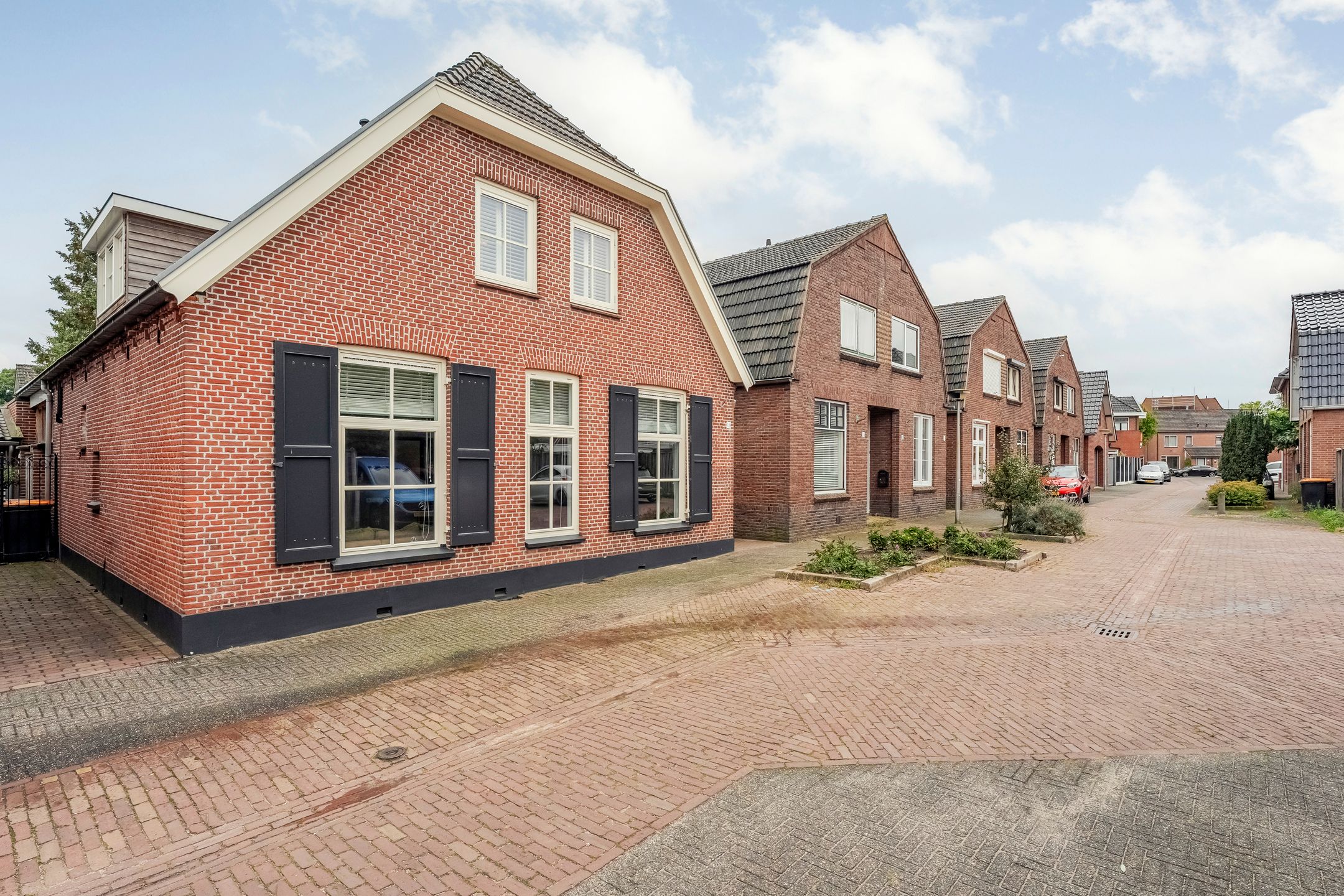 Photo 48 of Spuitstraat 16