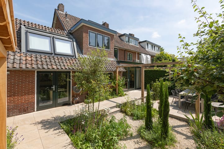 Foto 32 van Heuvellaan 8