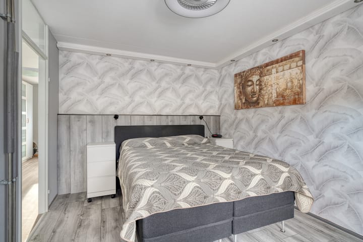 Photo 16 of Tempeststraat 7-A