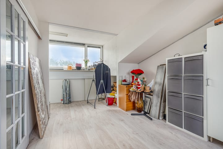 Photo 23 of Tempeststraat 7-A