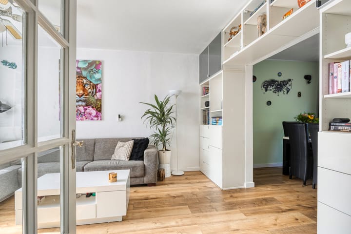 Photo 10 of Graaf van Egmondstraat 11