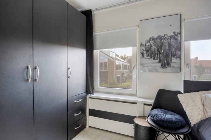 Photo 27 of Graaf van Egmondstraat 11