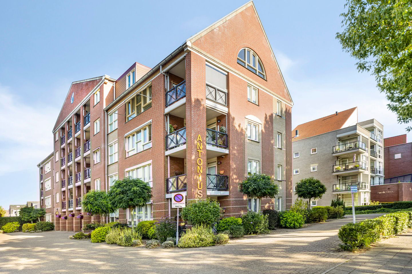 Foto 29 van Antoniuslaan 104