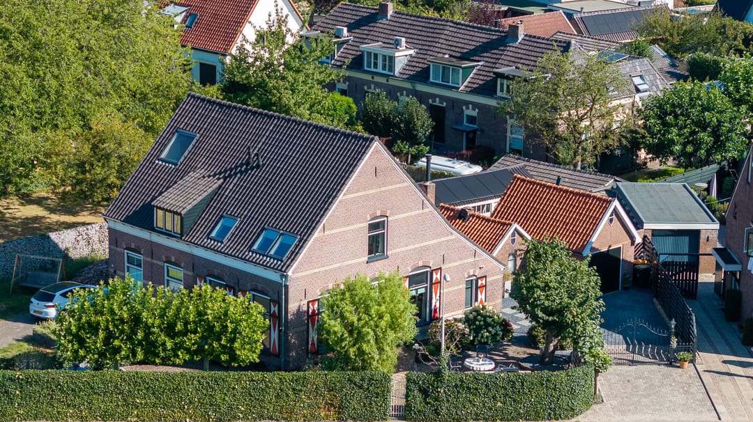 Photo 1 of Spoorstraat 9
