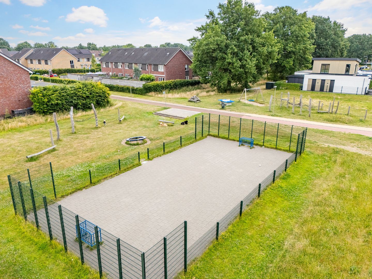 Foto 50 van Waterrad 33