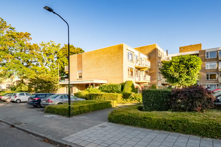 Scholeksterlaan 2, Vinkeveen