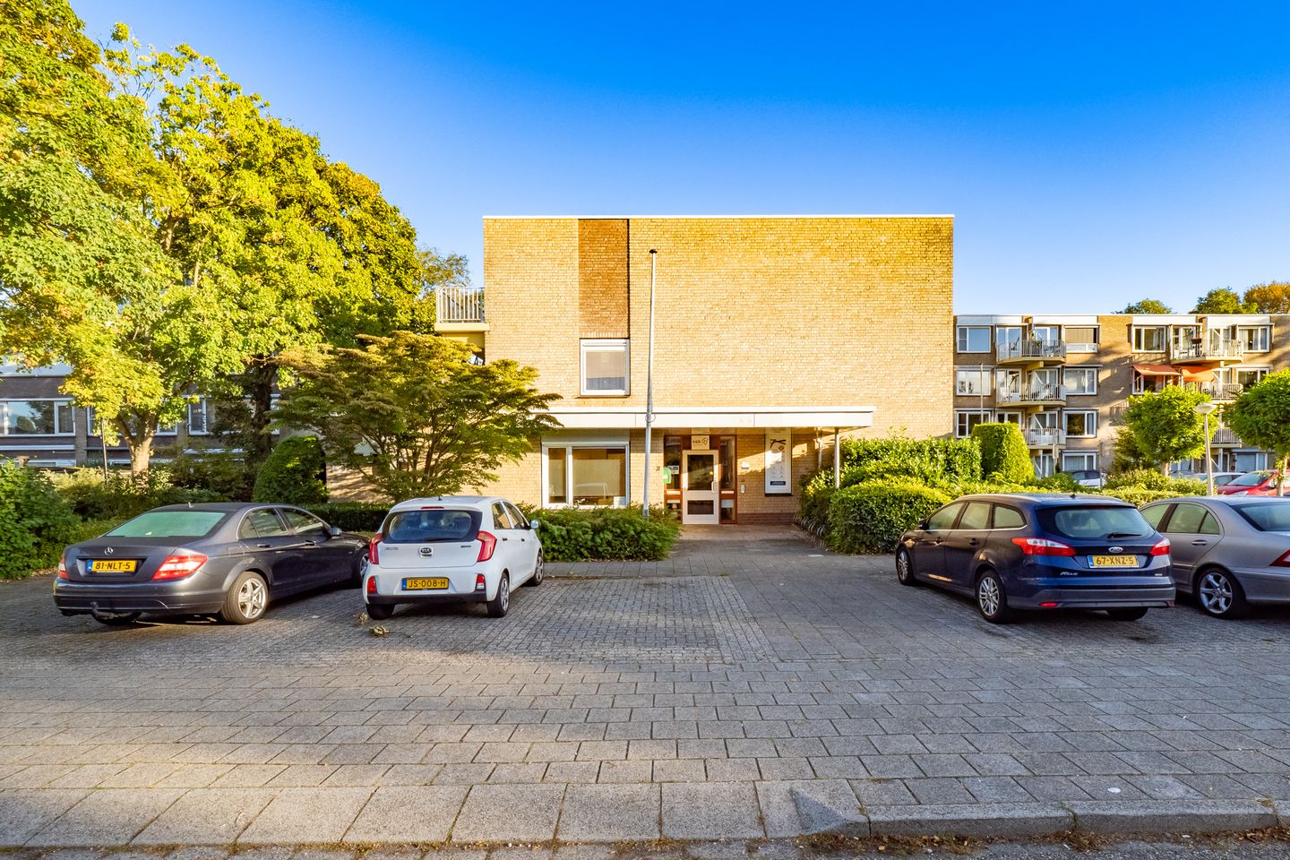 View photo 2 of Scholeksterlaan 2