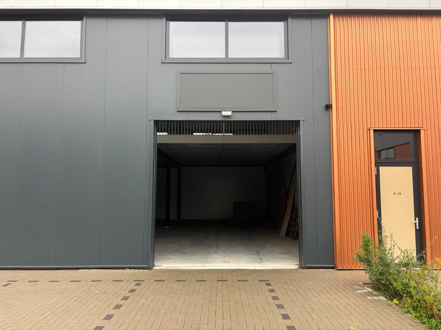 Bekijk foto 2 van Agriport 9-18