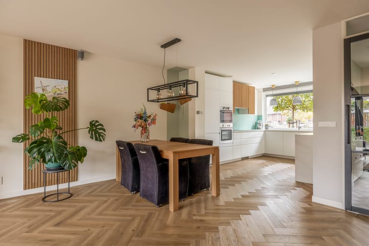 Photo 13 of Ambachtssingel 74