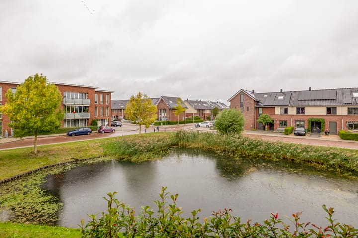 Photo 28 of Ambachtssingel 74