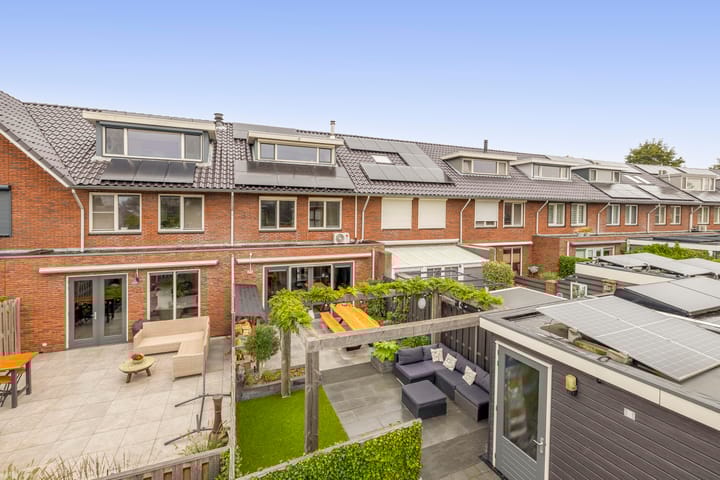 Photo 37 of Ambachtssingel 74