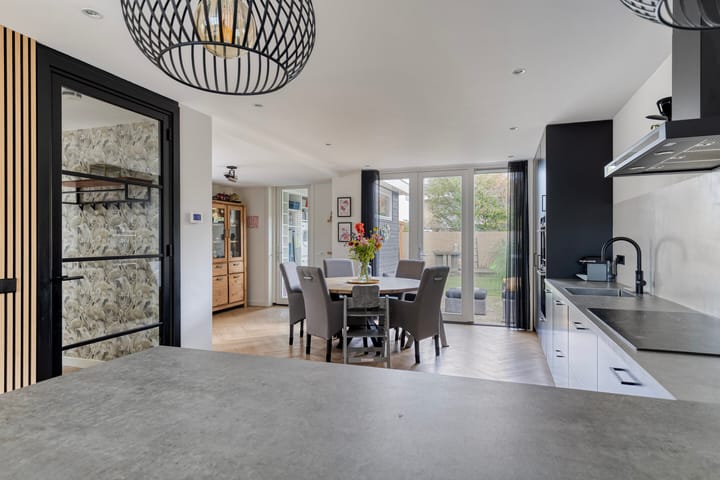 Foto 12 van Niftarlakestraat 4