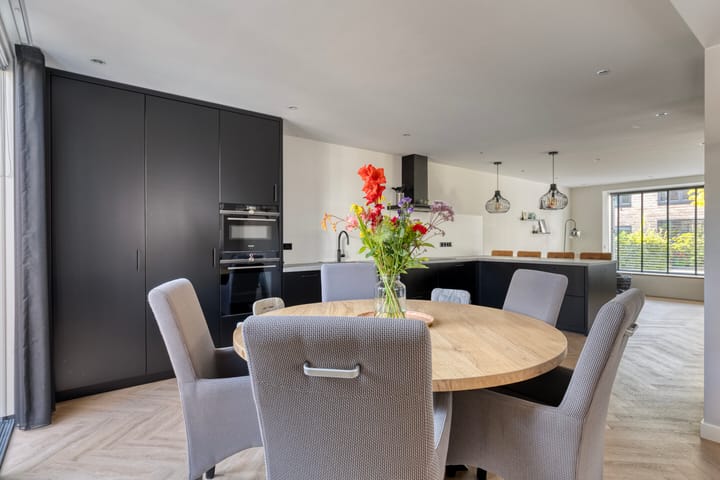 Foto 14 van Niftarlakestraat 4