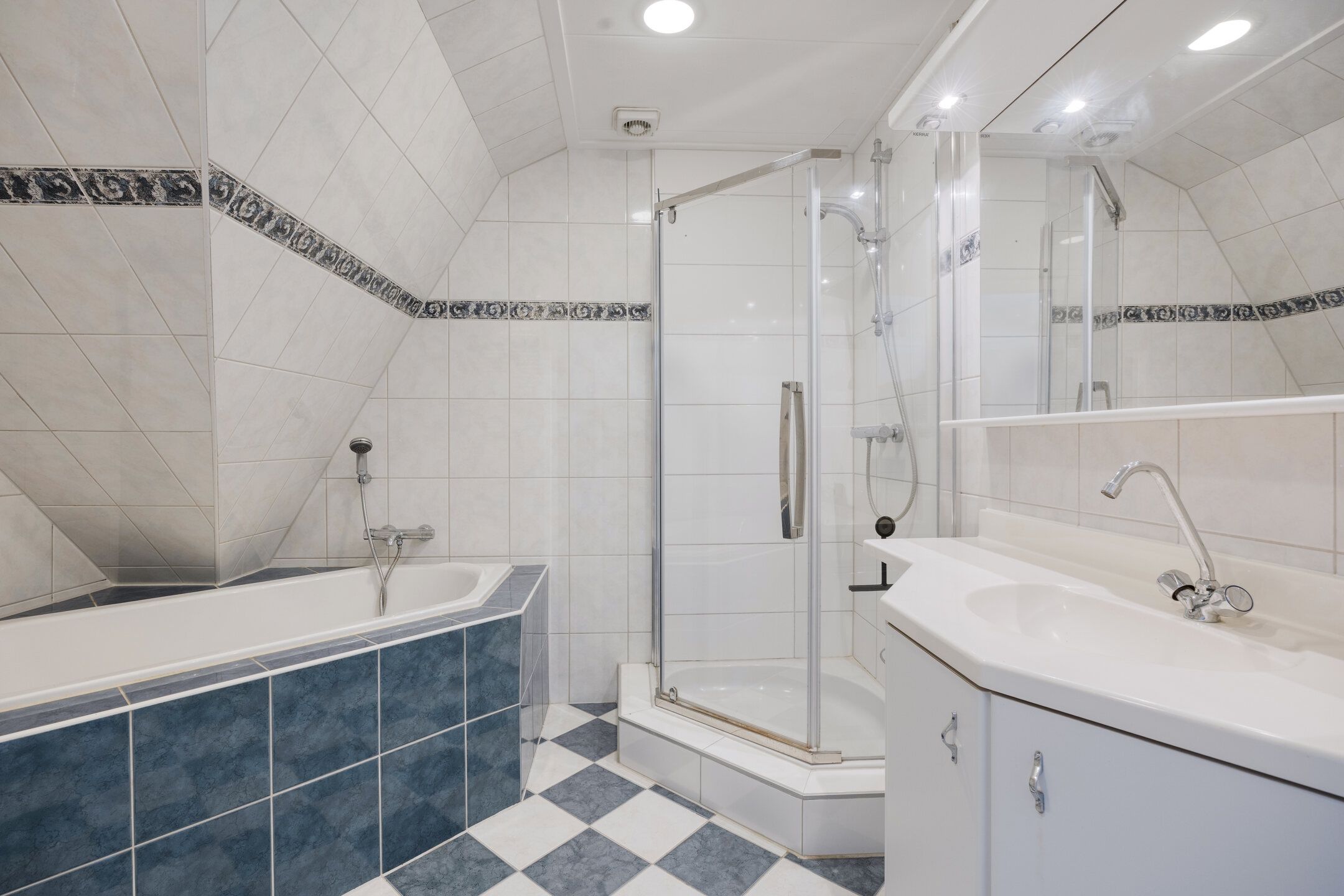 Foto 3 van Emmastraat 59