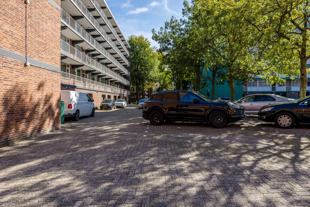 Photo 37 of Nieuwendamlaan 31