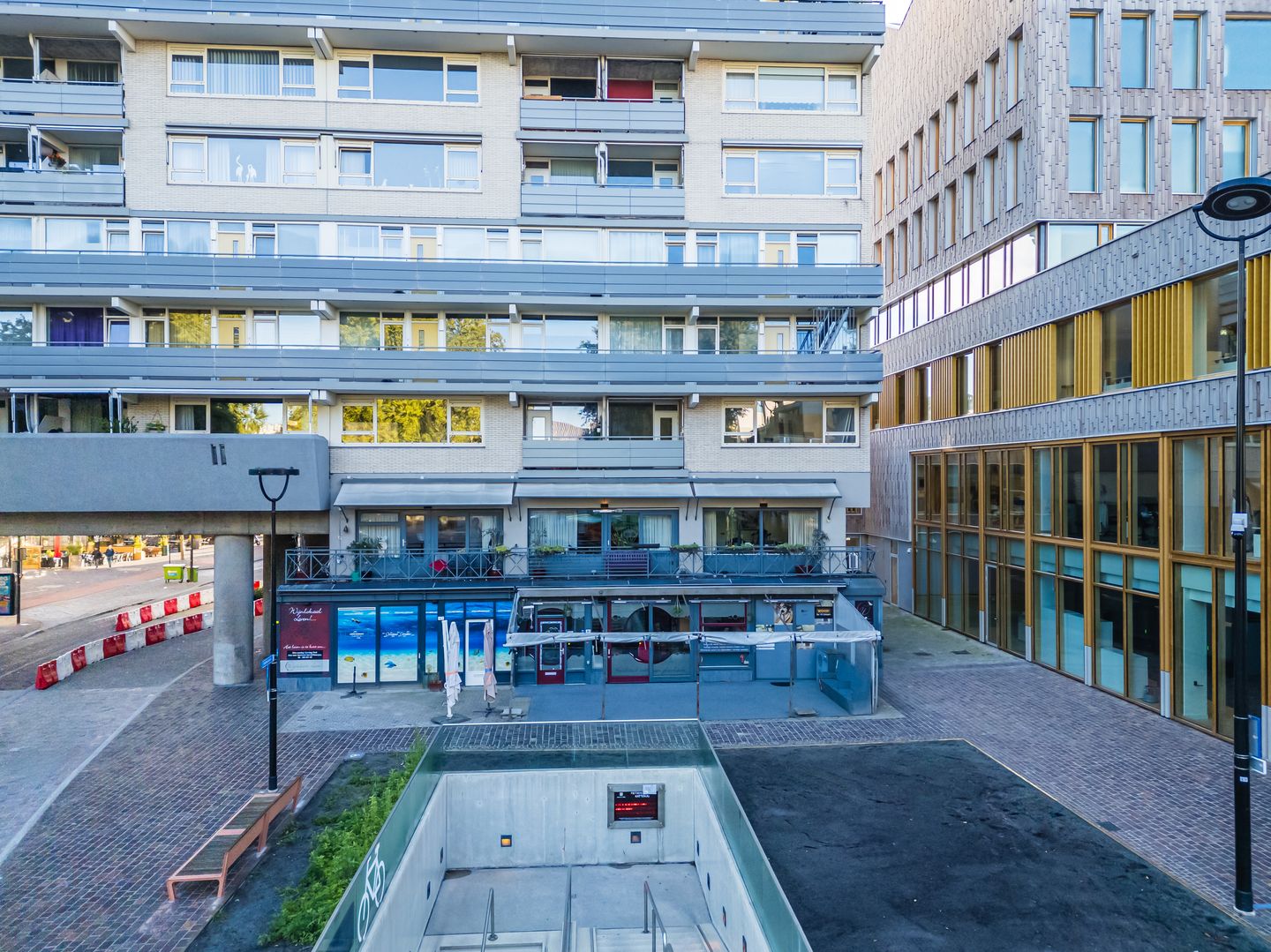 Bekijk foto 2 van Stadhuisplein 165