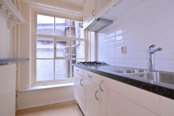 Photo 16 of Menstraat 15-A